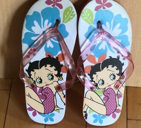 Discover Beach Flip flop sandals Betty Boop soft sole easy to wear and walk. New