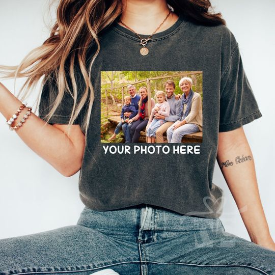 Discover Custom Family Photo Shirt