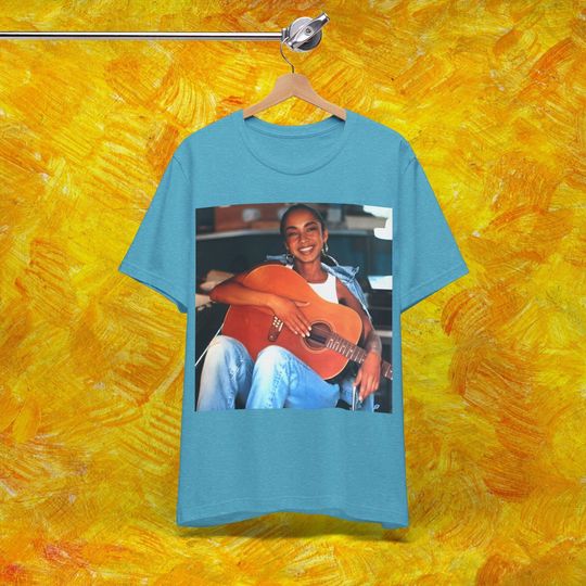 Discover Sade Adu Smiling Guitar Shirt