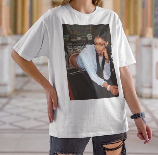 Discover Angel Reese T Shirt, Vintage Basketball Shirt, Unisex Tee Basketball Lover Gift