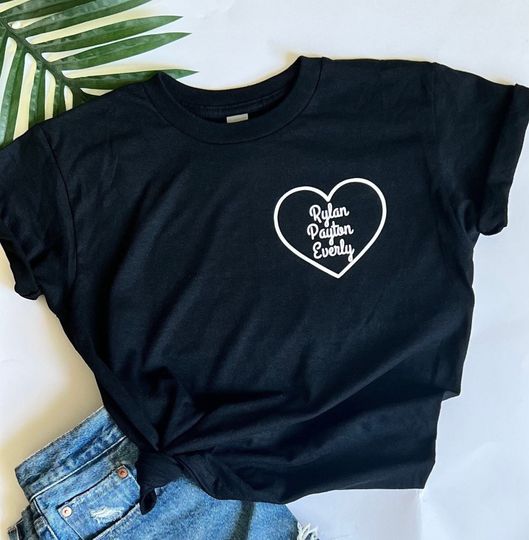 Discover Custom Mama Shirt with Kids' Names