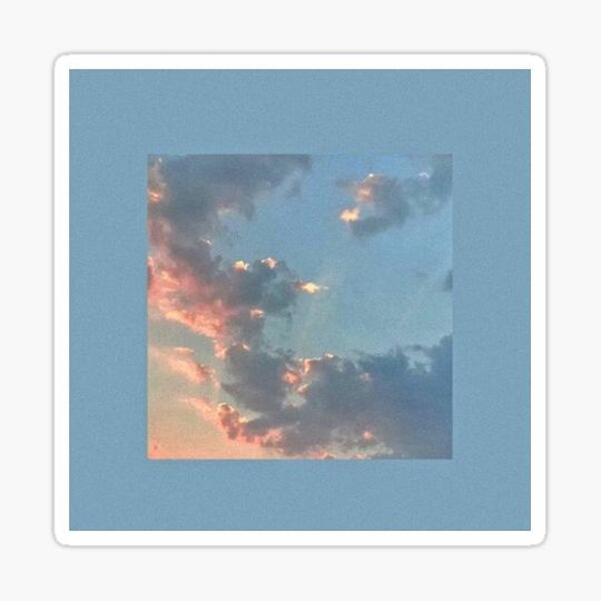 Discover Blue and pink clouds