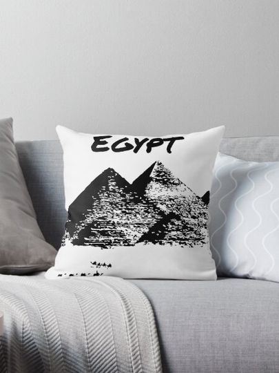 Discover Pyramids of Giza Egypt