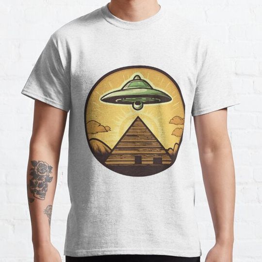 Discover Saucers and Pyramids