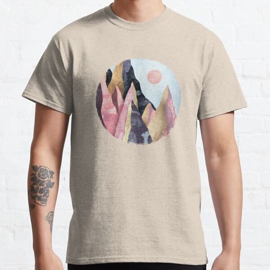 Discover Mauve Peaks