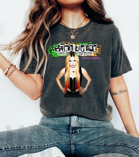 Discover Avril Lavigne 2024 Tour  T-shirt Unisex