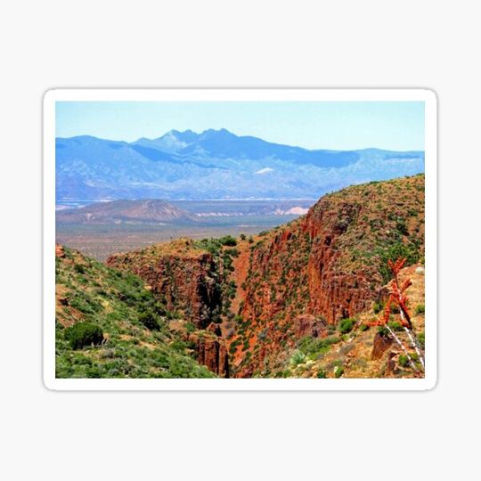 Discover Red Canyons and the Four Peaks in Tonto National Forest in Arizonna
