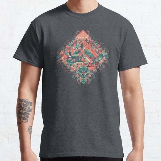 Discover Symmetrical Geometric pattern of intertwined triangles