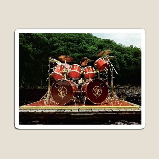 Discover play drum in forest