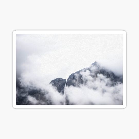Discover Mountains Peaks Summit Above The Clouds Foggy Cliffs