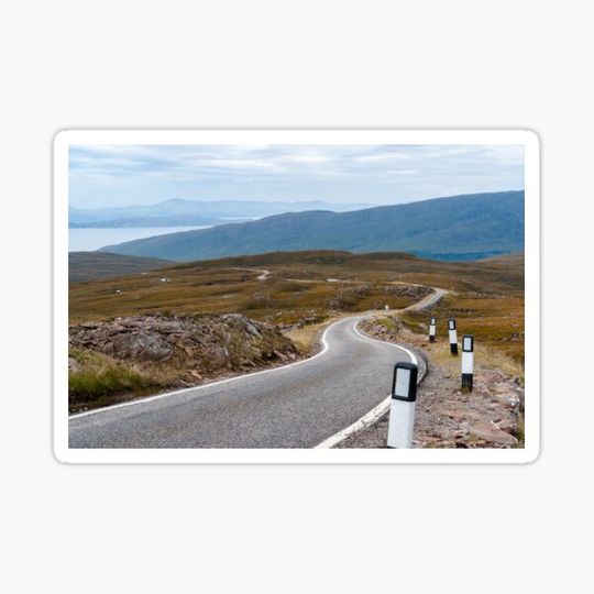 Discover Scotland - Single-track road