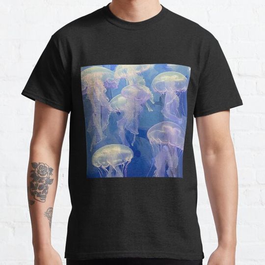 Discover Jellyfish Art