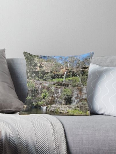 Discover Rainbow Waters Blackldown Tableland QLD - photo Sue