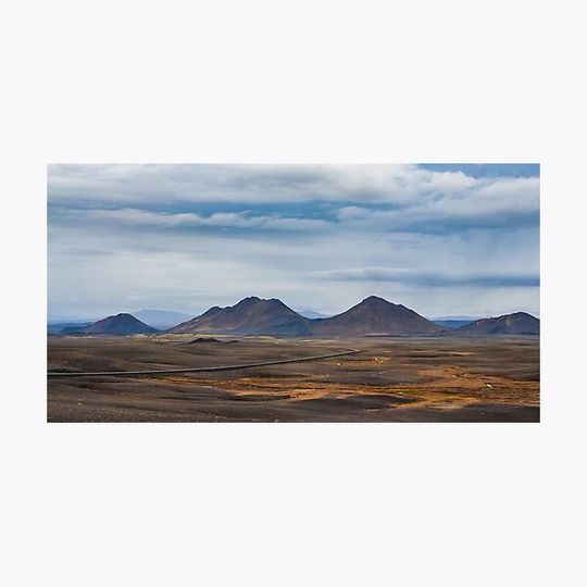 Discover Icelandic landscape