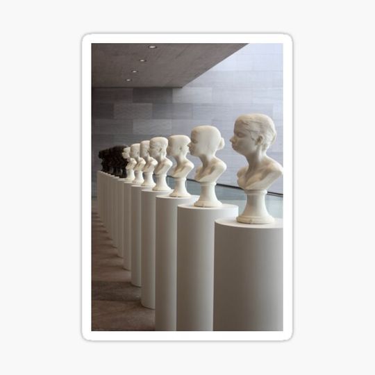 Discover Many Faces