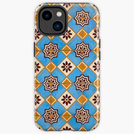 Discover Portuguese glazed tiles
