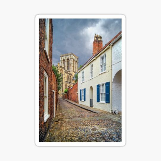 Discover Chapter House Street and York Minster