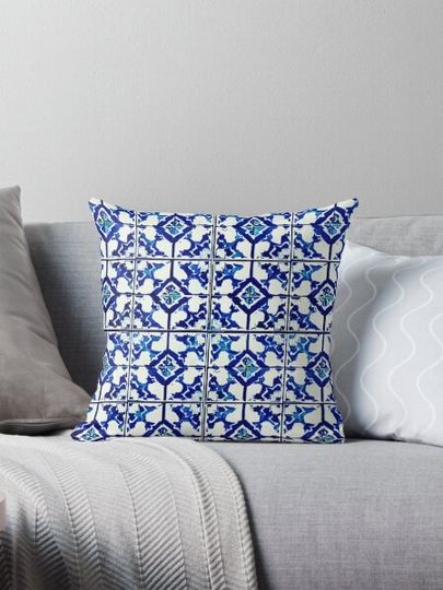 Discover Beautiful Symmetry Pattern Tile Classic Design