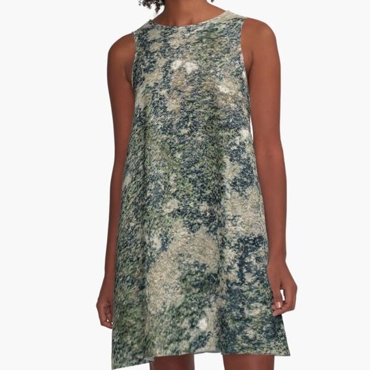 Discover Grunge Camo Print Design