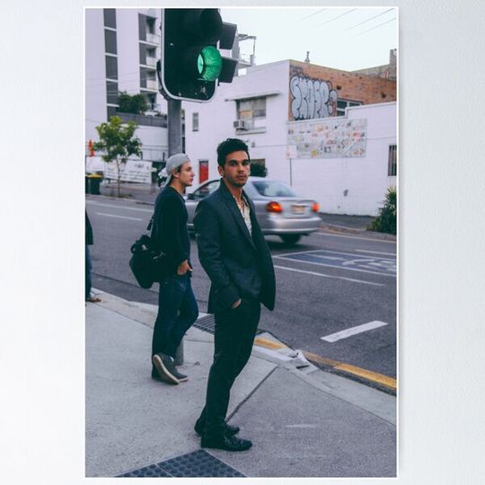 Discover Street Walker.