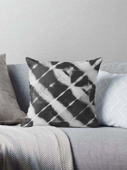 Discover Diagonal stripes B&W shibori