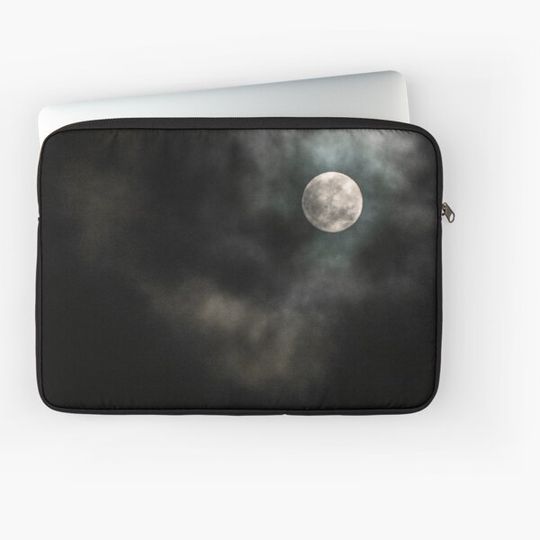 Discover Full Moon - Halloween