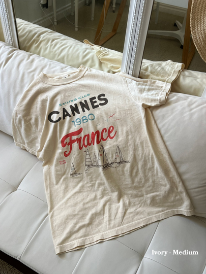 Discover Cannes France Sailing Club T-Shirt, Coastal Summer Graphic Tee, Travel Vacation T-Shirt, Vintage Aesthetic Trendy, Unisex Oversized T-Shirt