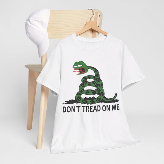 Discover Pepe the frog dont tread on me Tshirt