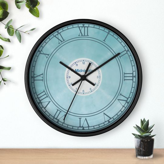 Discover Taylor Midnight Moonstone Vinyl Photo Clock - Unique Home Decor