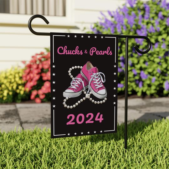 Discover Harris Walz 2024 Garden Flag