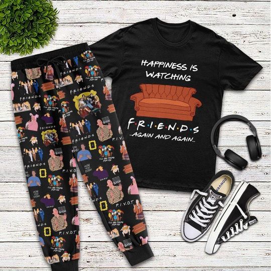 Discover Friends Show Pajamas Set
