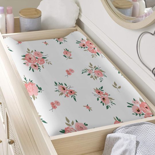 Discover Acrylic Change Tray Table Topper