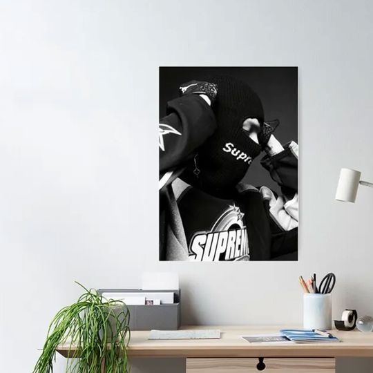 Discover Peso Pluma Poster