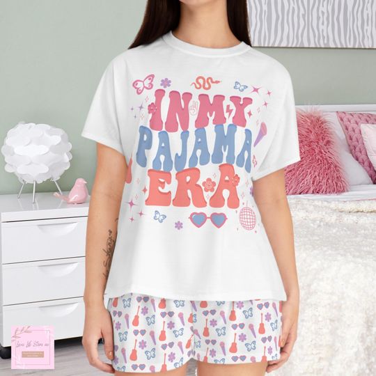 Discover Swiftie Pajama set, tay tay swift pjs, in my era shirt, swiftie gift, it girl holiday pyjama