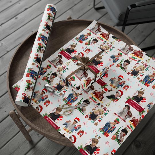 Discover Stray Kids Kpop Christmas Wrapping Paper for Gifts