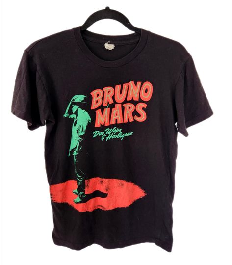 Discover Bruno Mars tee