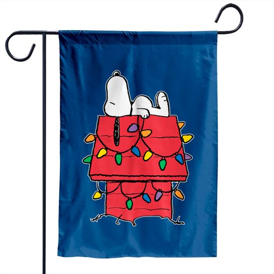 Discover Snoopy Christmas Garden Flag