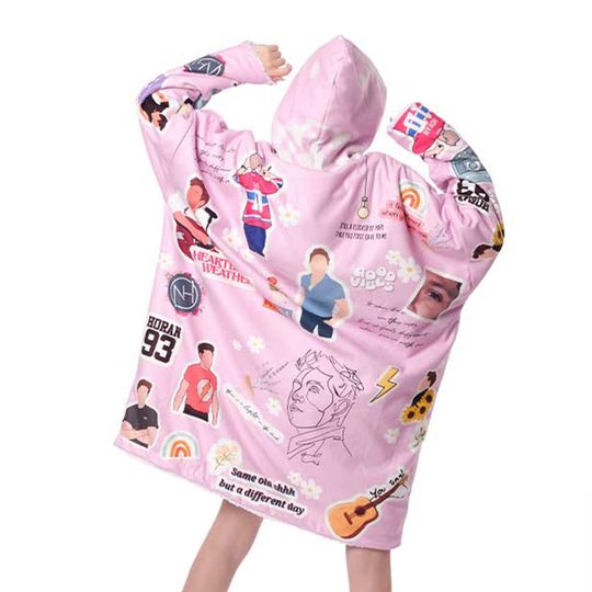 Discover Niall Horan Hooded Sweatshirt 1D Pop Band Gift