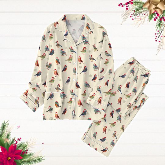 Discover Hummingbird Christmas Pajamas Set, Bird Christmas Lights Pyjamas