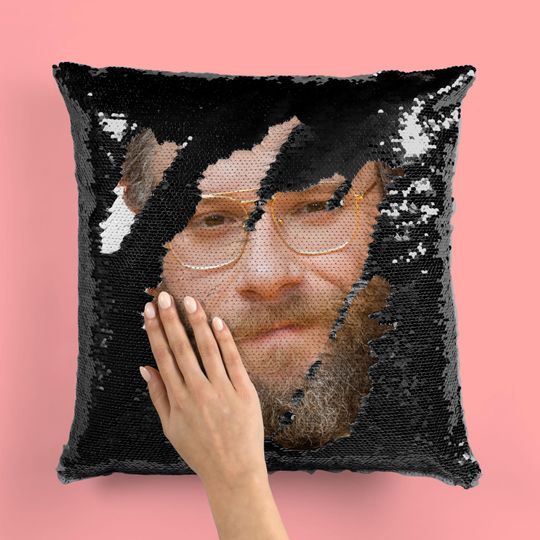 Discover SETH ROGEN - Fan Sequin Pillowcase
