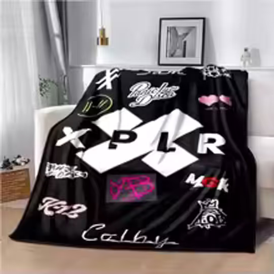 Discover Sam and Colby XPLR Blanket,Lightweight Warm Insulation Sofa