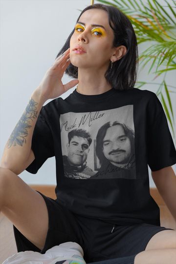 Discover Nick Miller & Schmidt College Selfie New Girl T-Shirt