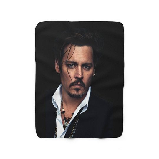 Discover Johnny Depp Portrait Photo Fleece Blanket