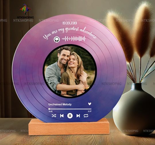 Discover Personalized Vinyl Record with Photo, Acrylic Song Plaque, Gift for Friends, Birthday Gift for Her, Song Plaque for Couples & Anniversary