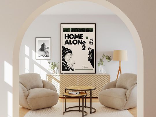 Discover HOME ALONE 2: Lost in New York film poster, minimalist wall art Poster
