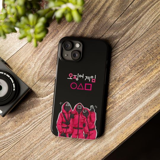 Discover Squid Cosplay Phone Case - Pink Guards Design