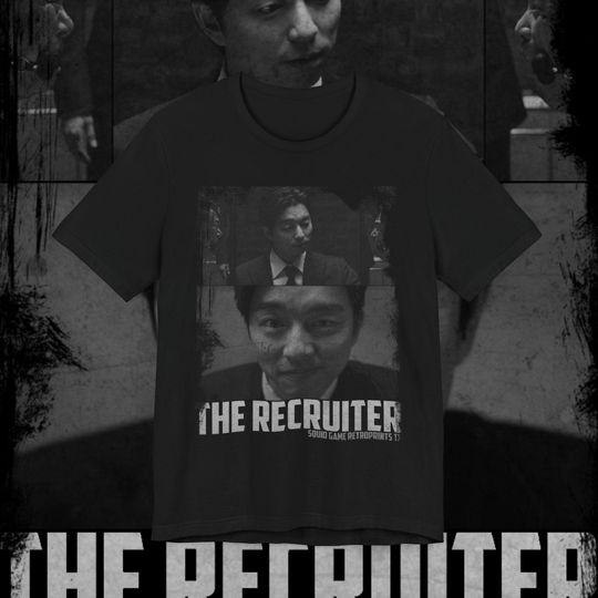 Discover THE RECRUITER Squid Cosplay T-shirt, Vintage 90s Style