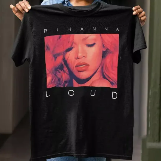 Discover Rihanna Loud Tour Concert Tour Unisex T-shirt