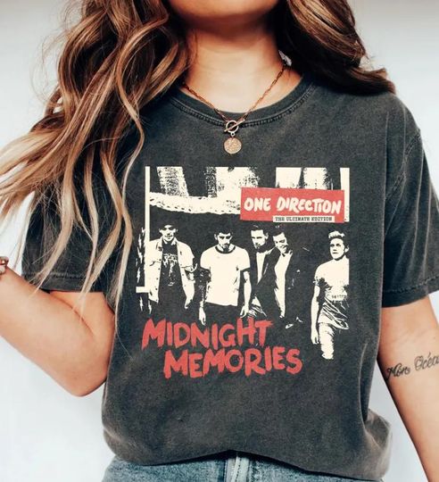 Discover One Direction Shirt, Member's Signature One Direction Shirt