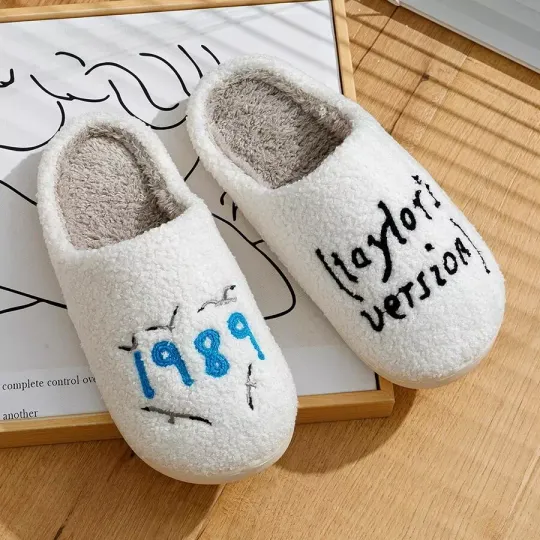 Discover Taylor's Version 1989 Slippers For Women - Plush Comfy Indoor House Slippers